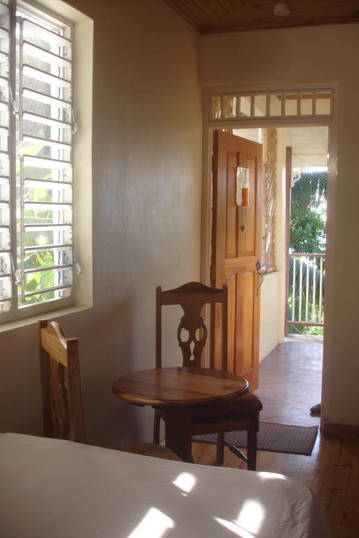 Finjam Cottage Port Antonio Chambre photo